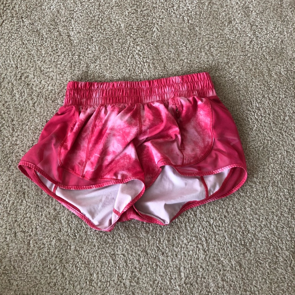 lululemon hotty hot shorts size 4